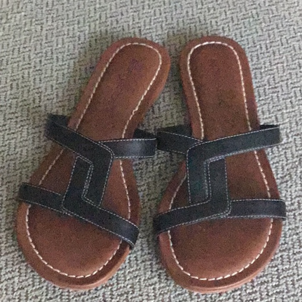Black  Bernardo sandals